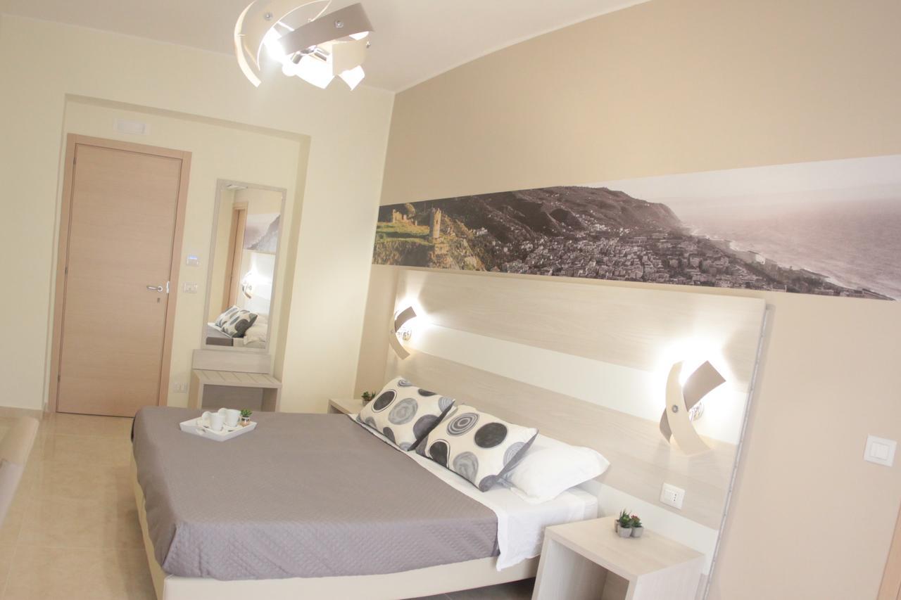 אמנטיאה A'Mantia Hotel מראה חיצוני תמונה